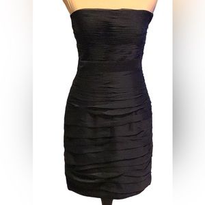 Monique lhuillier Dresses Size 2